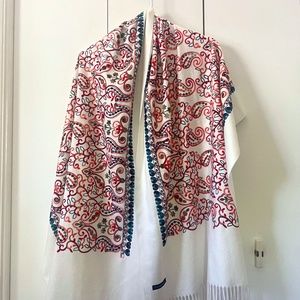 White cashmere shawl *NEW*